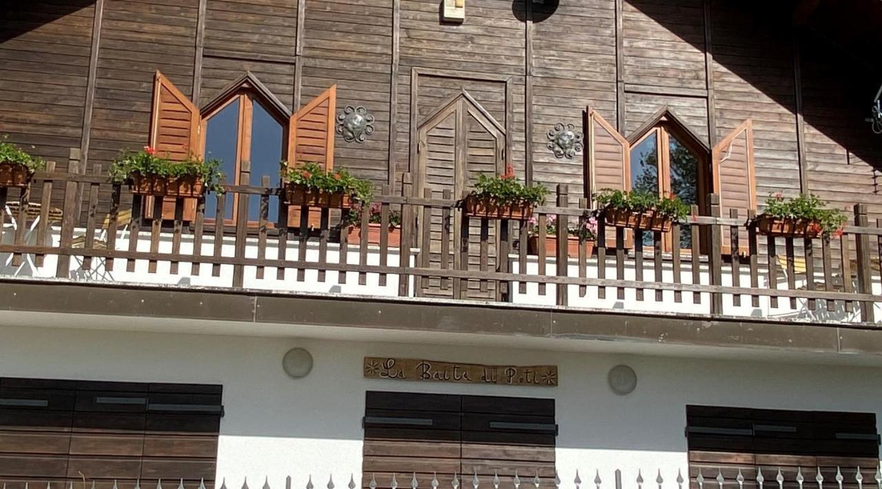 Agriturismo Borgo Nuovo Di Mulinelli أريتسو المظهر الخارجي الصورة