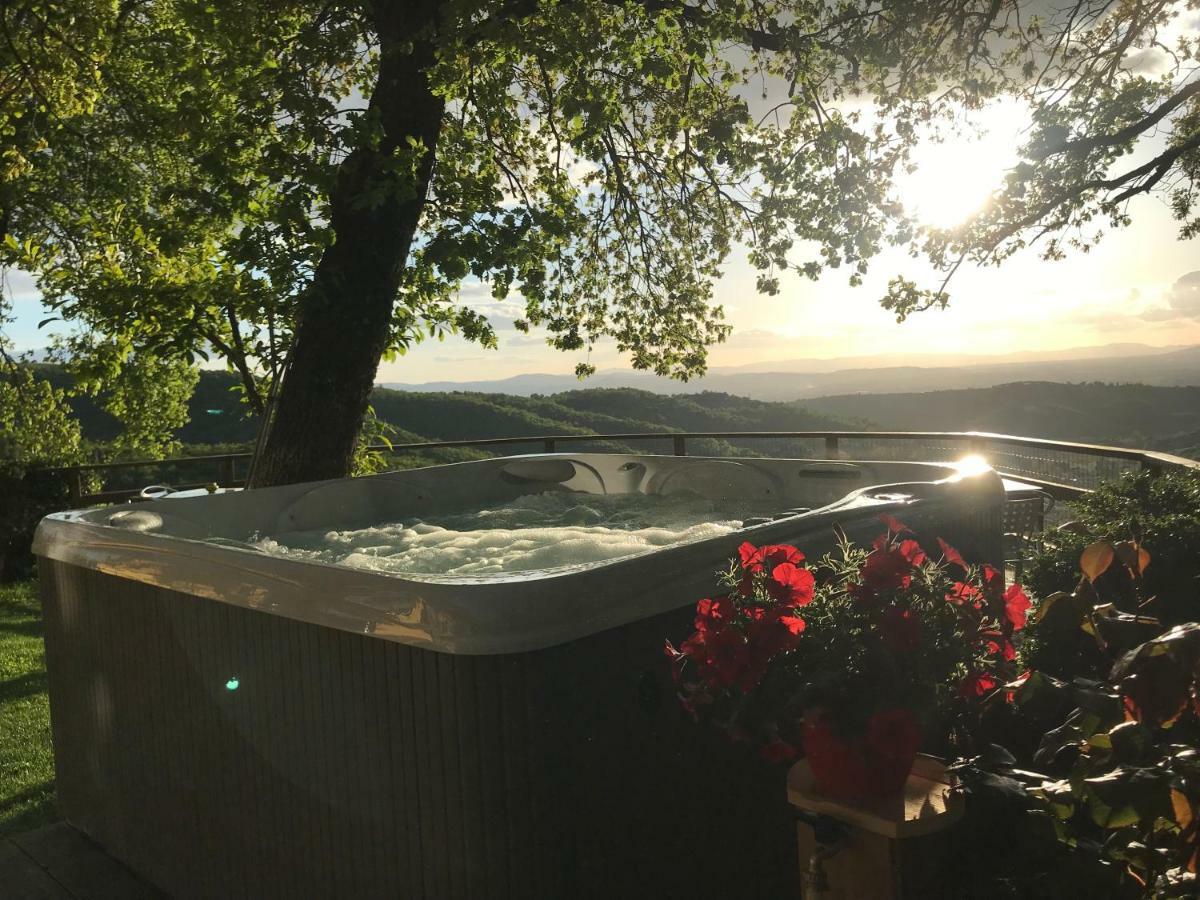 Agriturismo Borgo Nuovo Di Mulinelli أريتسو المظهر الخارجي الصورة